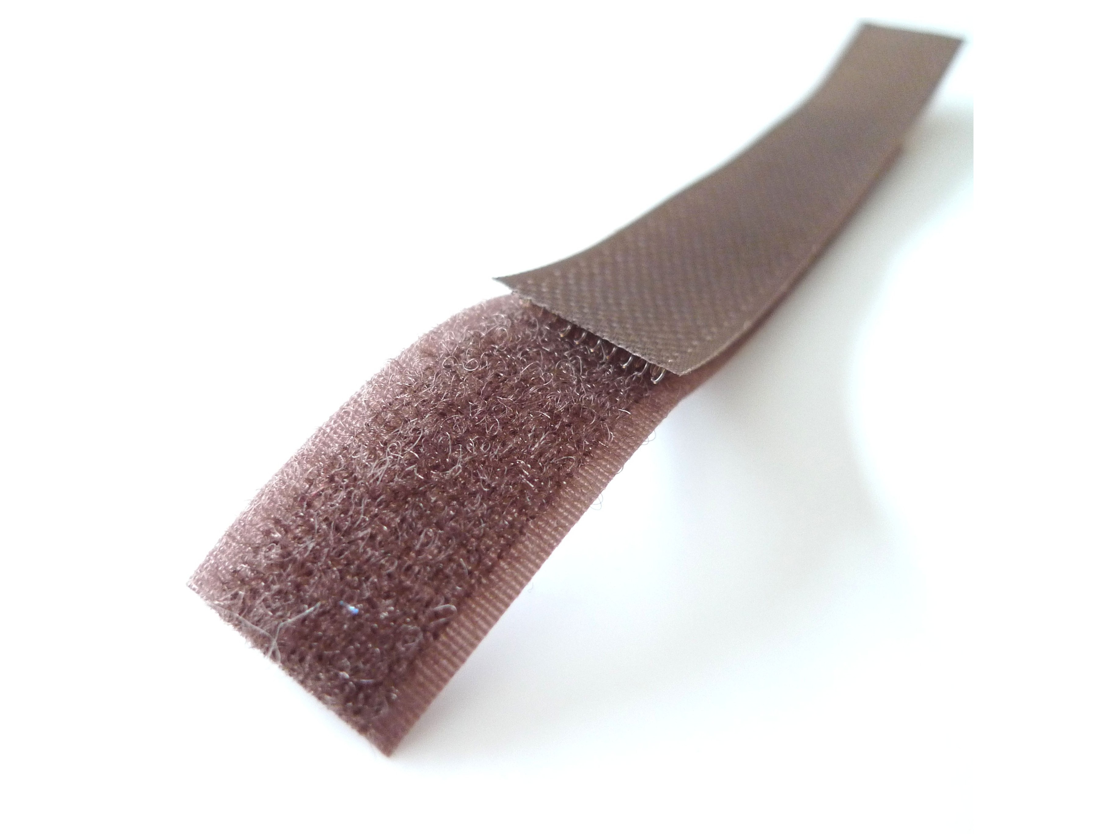 Ruban velcro scratch couleur prune 25 mm - a coudre - vendu par 50 cm - Un  grand marché